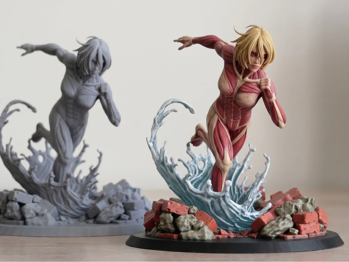 Diorama du Titan Féminin – Attack on Titan - Geek Print