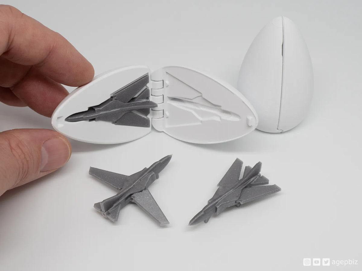 Œuf surprise n° 13 - Petit avion de chasse MiG - Maquette Print
