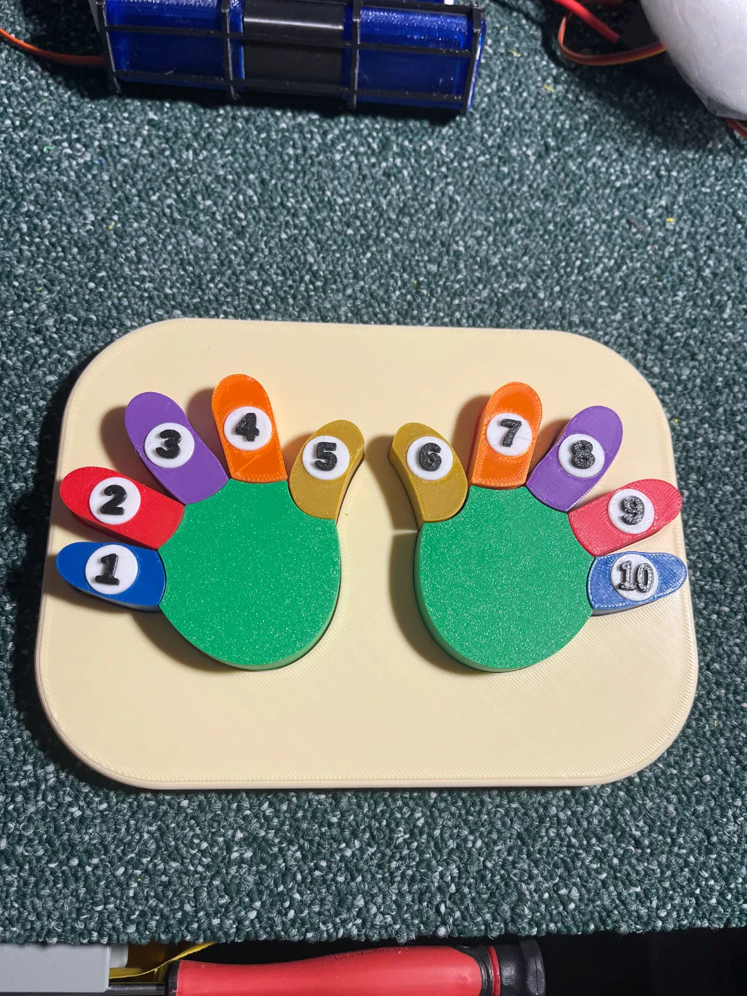 Puzzle des mains et des chiffres pour les enfants - Bébé Print