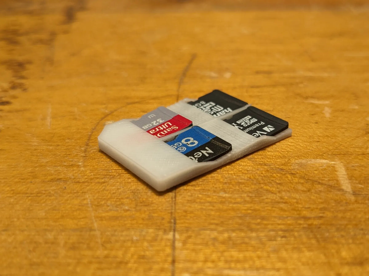 Porte-carte microSD Quad - taille d'une carte SD - Tech Print
