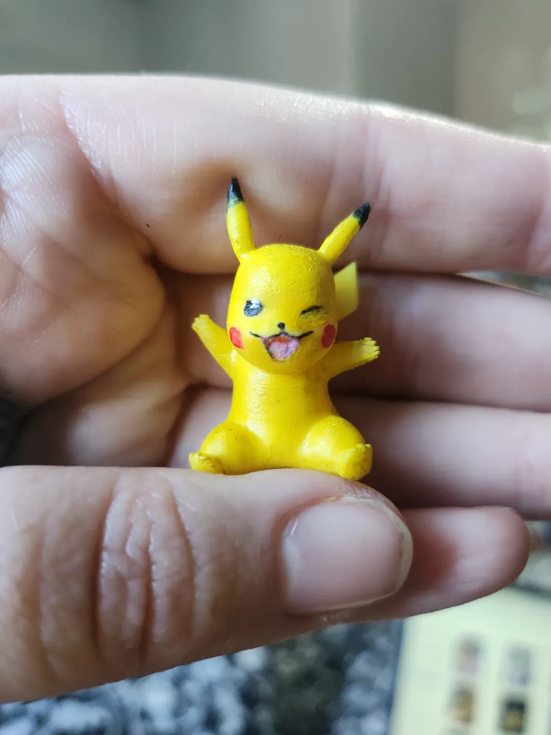 Cache-moyeux de roue de voiture Pikachu - Auto Print