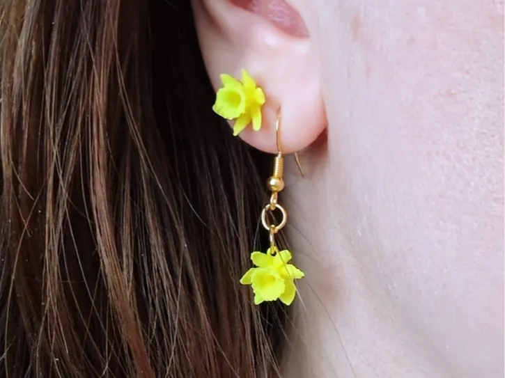 Boucles d'oreilles/breloque pour collier jonquille - Bijoux Print