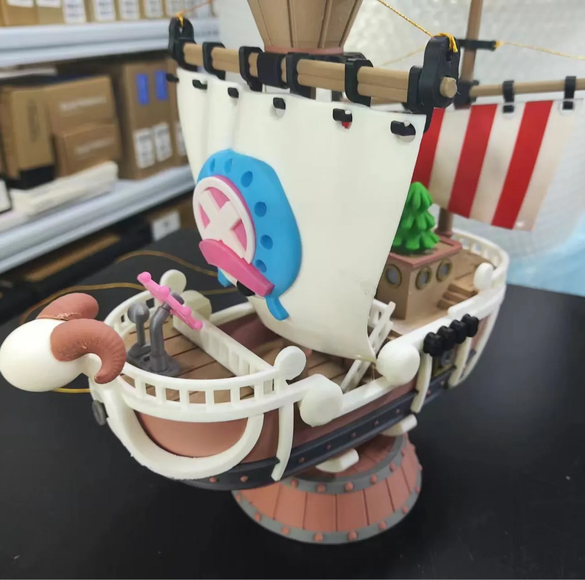 One Piece - Chopper's Ship - Figurine Print