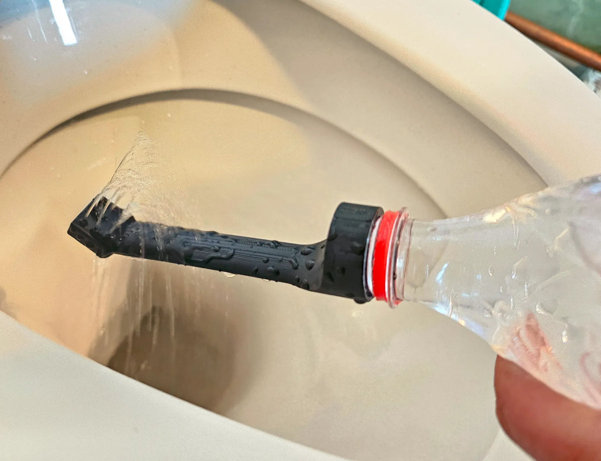 Douche pour les fesses en bouteille PET - Geek Print