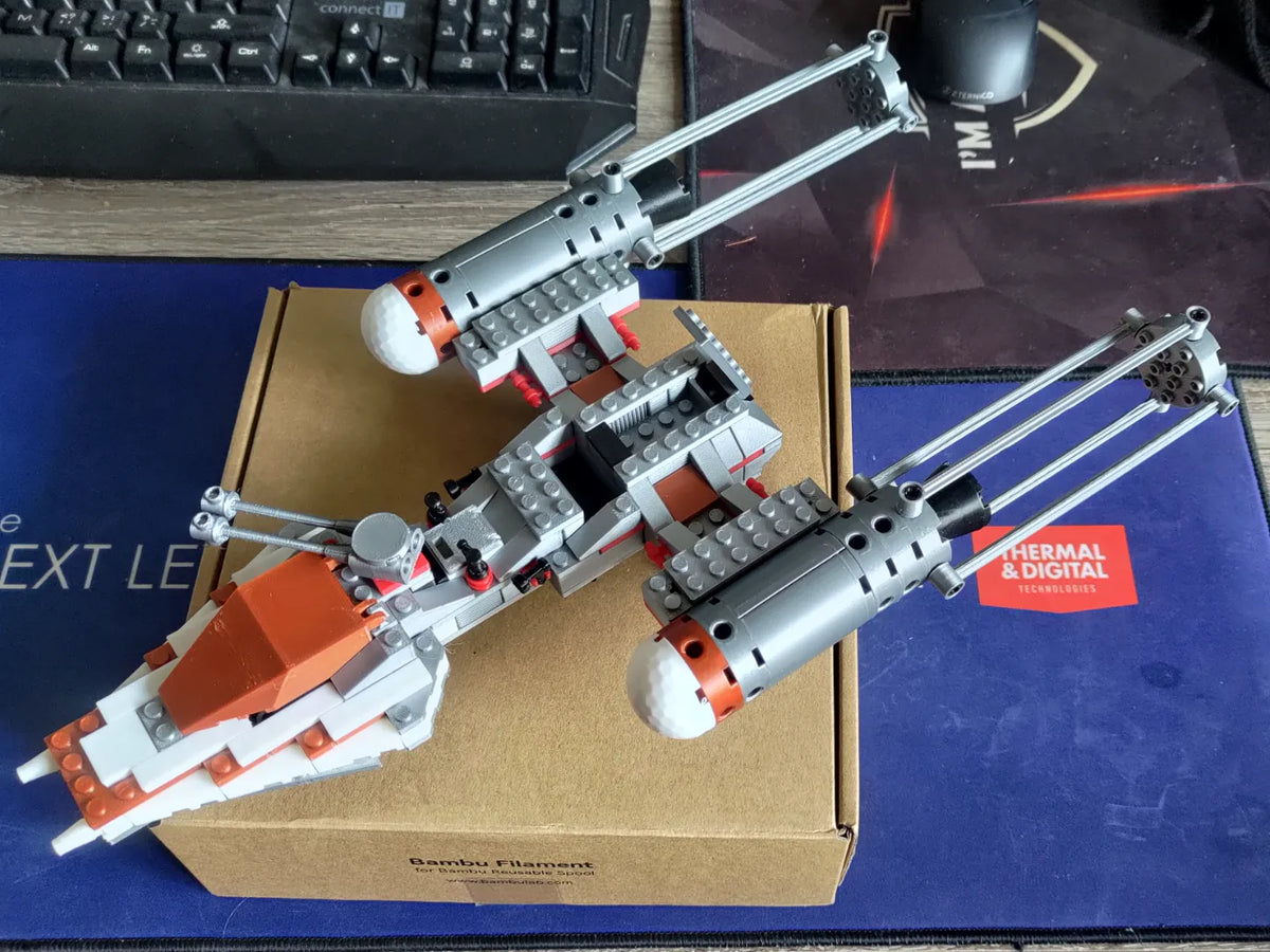 Combattant Y-wing de Star Wars en briques 7150 - Geek Print