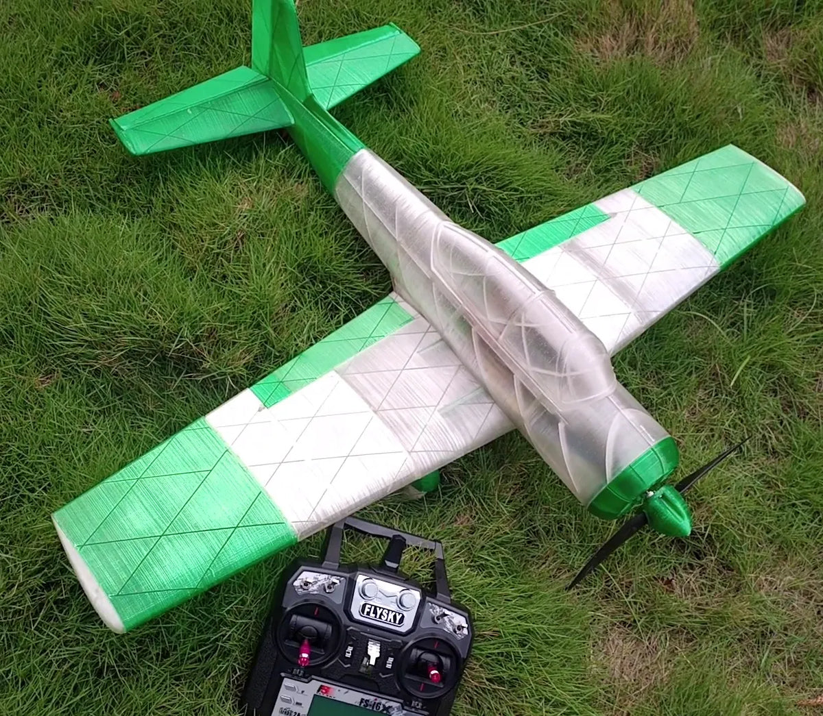 Avion RC imprimé en 3D (filament PET recyclé) - Maquette Print