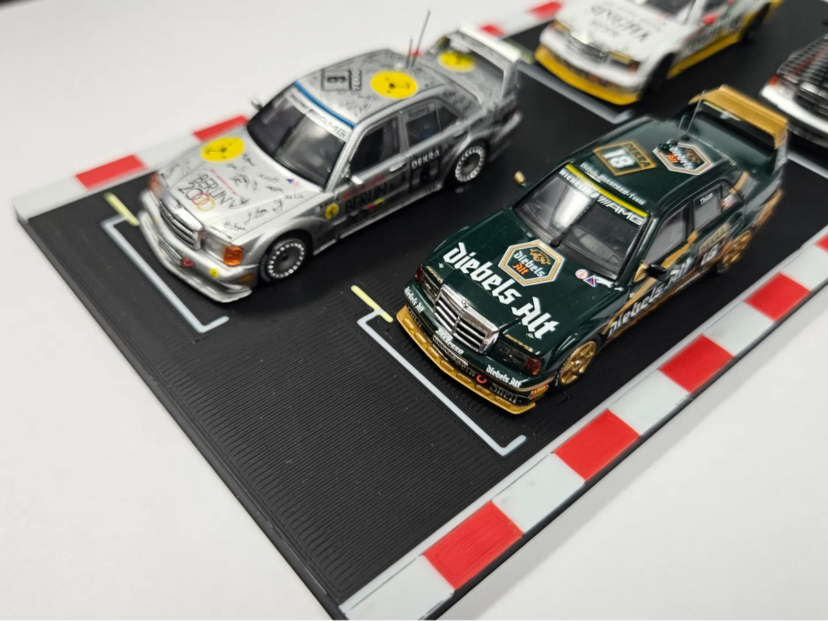 Modèle de piste de course à l'échelle 1/64 - Grille de départ - 4 voitures - Auto Print