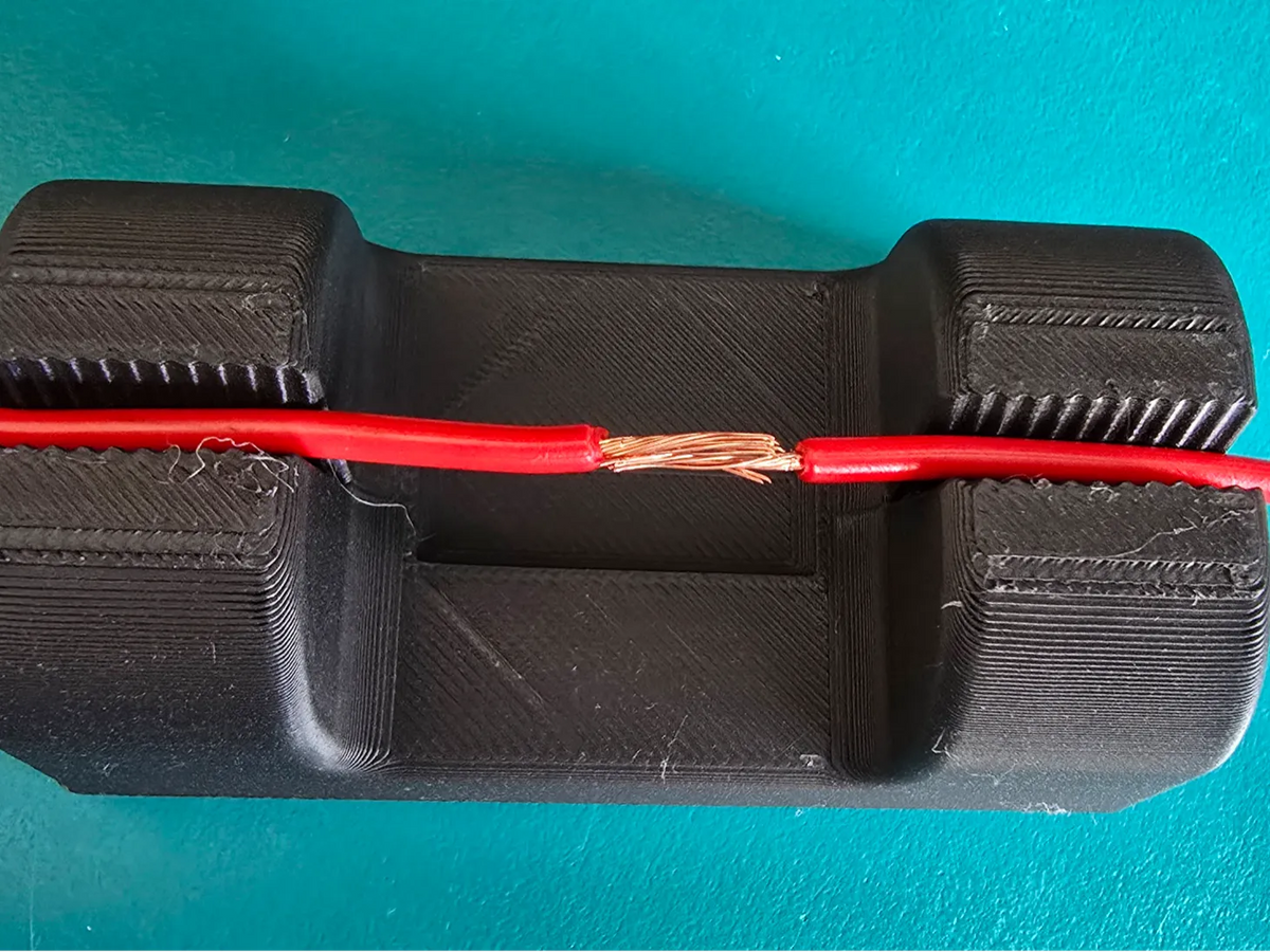 Support pour fil à souder – modèle 4 - Atelier Print