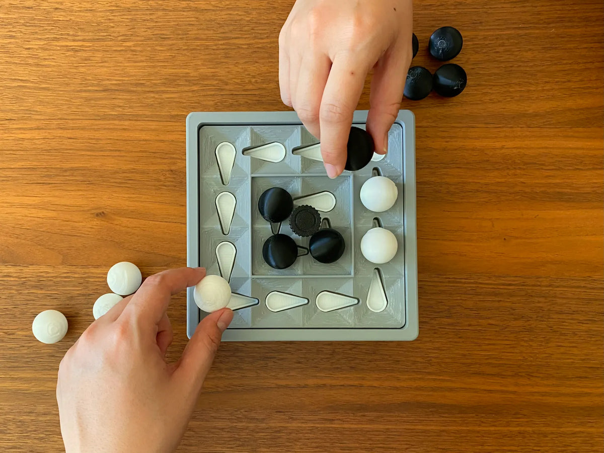 Orbital Logic Chess - Jeux Print