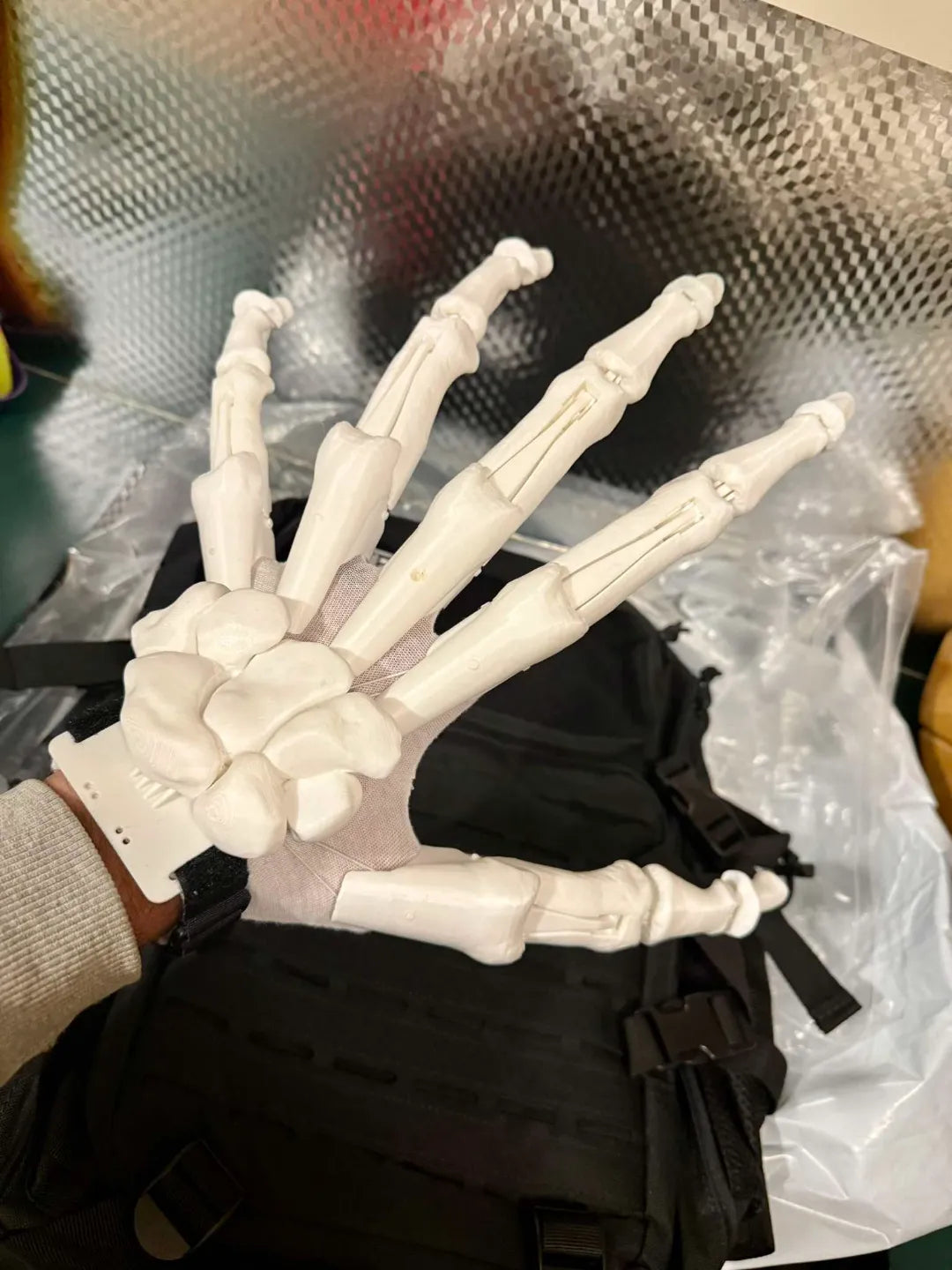 Peau de squelette pour main articulée - Fêtes Print