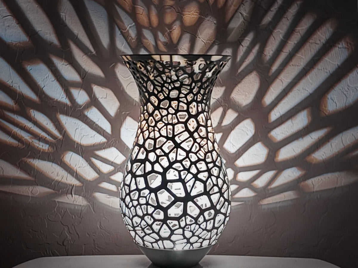 Spectacle de lumière Voronoi : collection de 7 vases multi-parties - Art Print