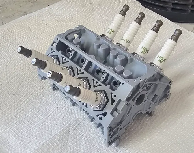 Support pour bougies d'allumage LS3 Block (Compatible avec les bougies hexagonales de 5/8 pouces) - Auto Print