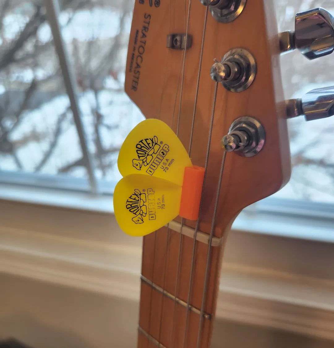 Supports de médiator pour cordes ou plaque de protection - Music Print