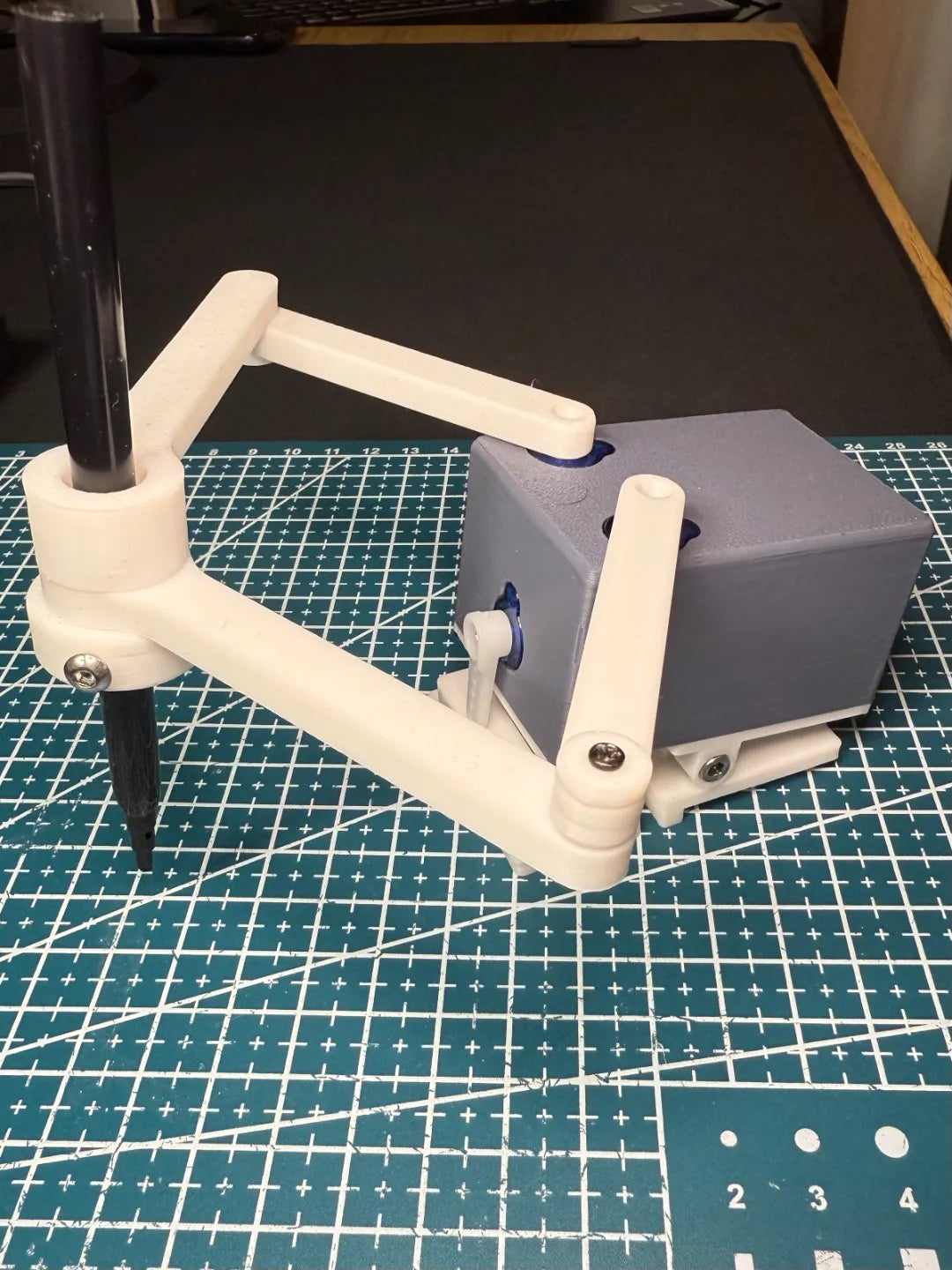 Robot dessinateur 2D Scara - Liaison à cinq barres ESP32 - Science Print