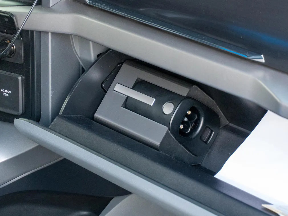Adaptateur de chargeur Tesla pour F-150 Lightning - Boîte à gants - Tech Print