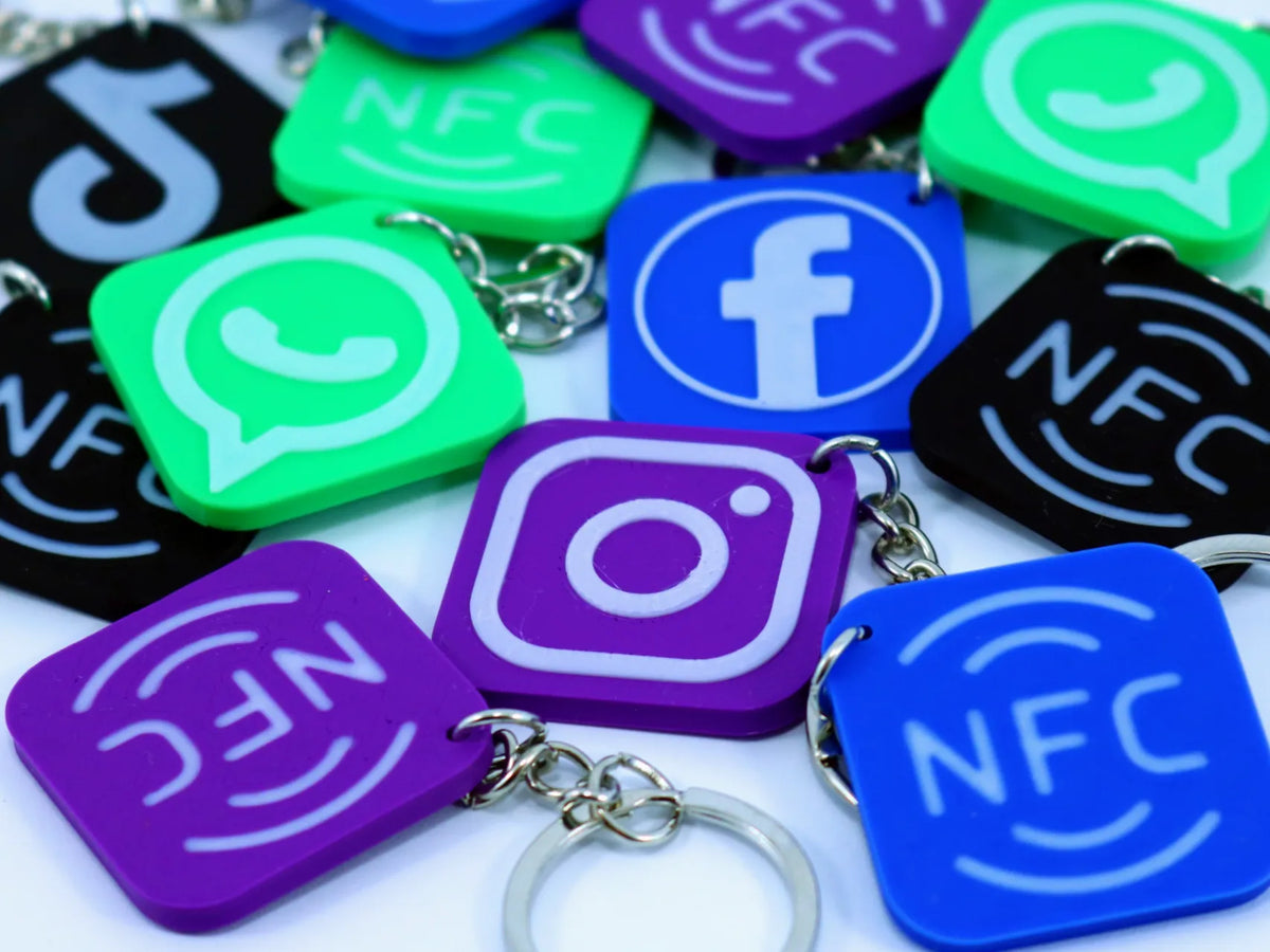 Porte-clés NFC Facebook/Whatsapp/Instagram Sans Colle - NFC Print