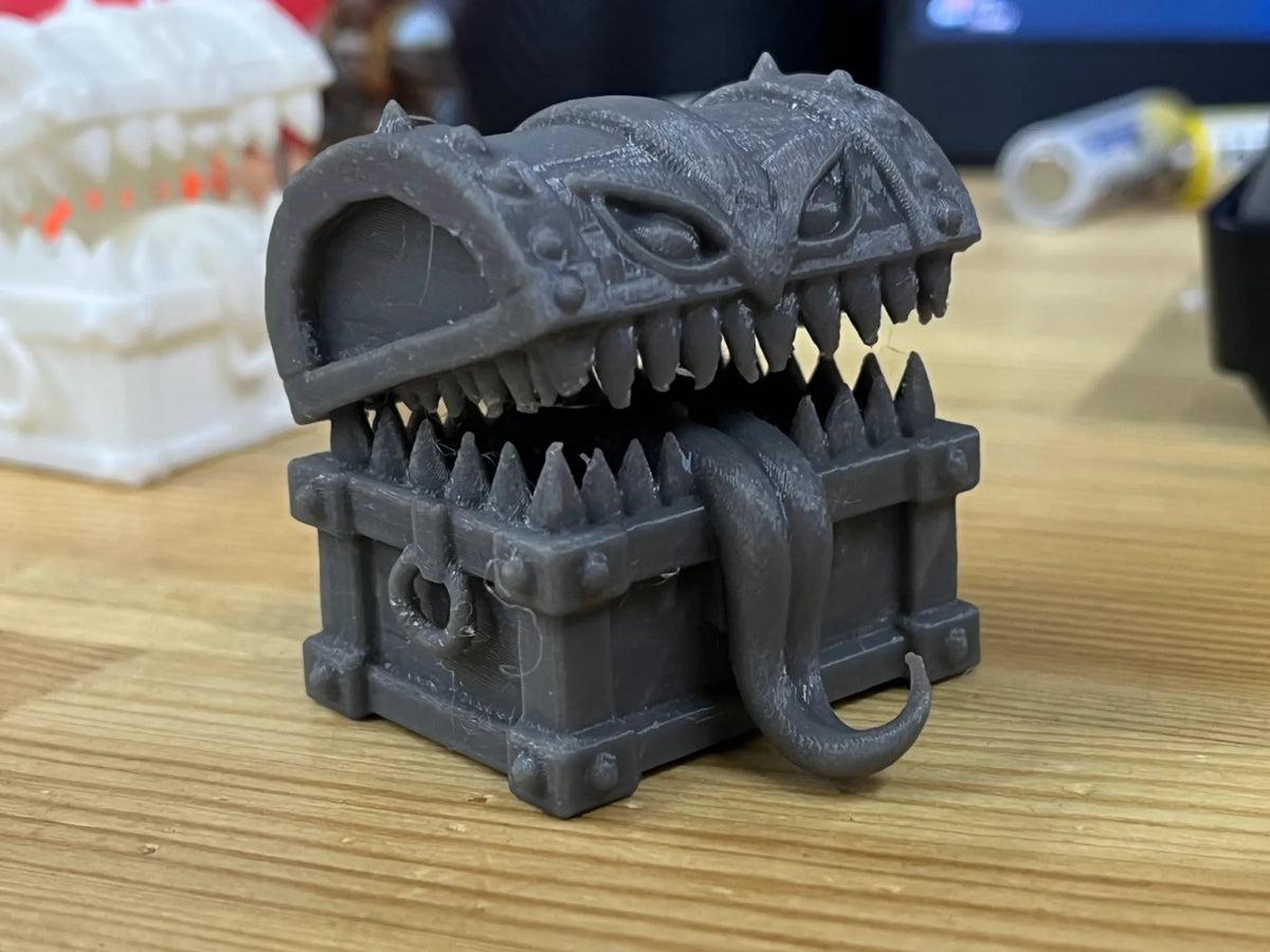 Monstre Mimic Coffre DnD – Accessoire JdR Fantastique pour DnD - Geek Print