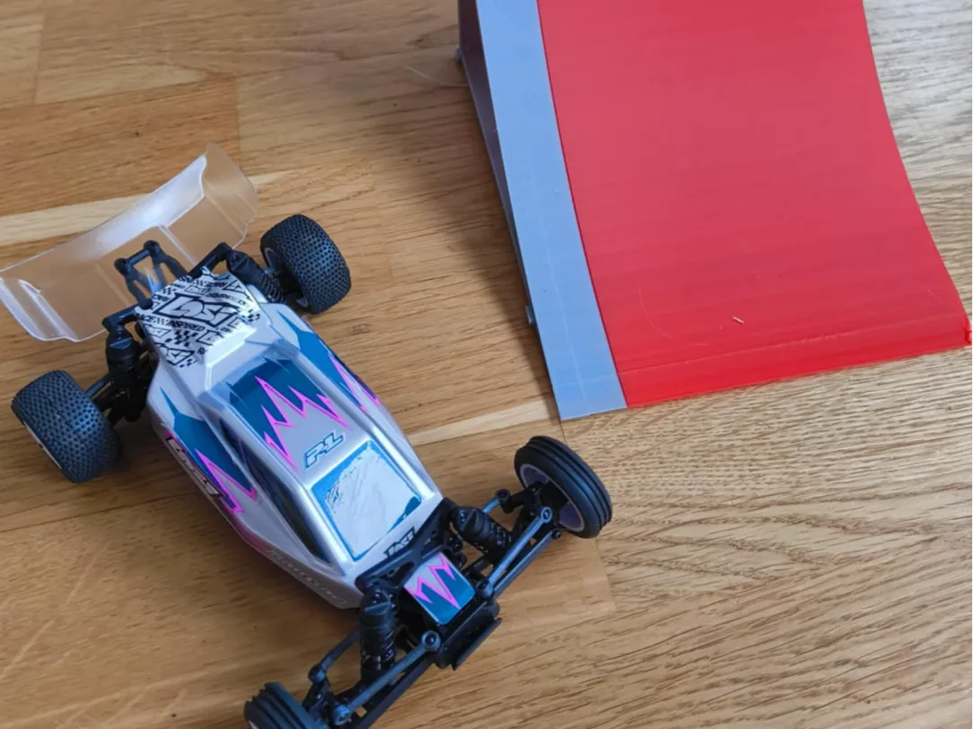 Saut de voiture RC - modulaire - Tech Print
