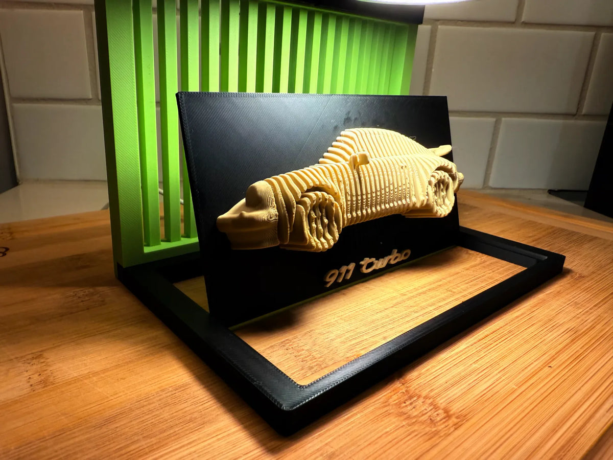 Porsche 911 Turbo : Sculpture de voiture à couches verticales - Auto Print