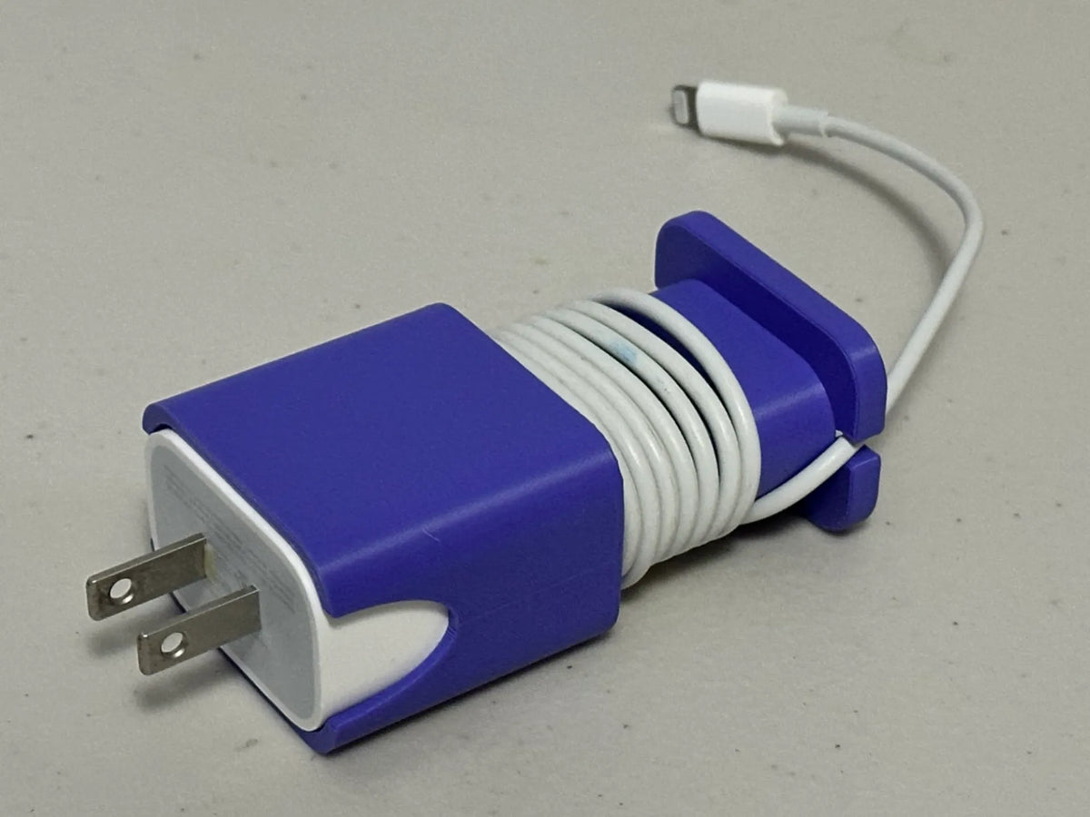 Protection et enrouleur de cordon pour adaptateur secteur iPhone - Voyage Print