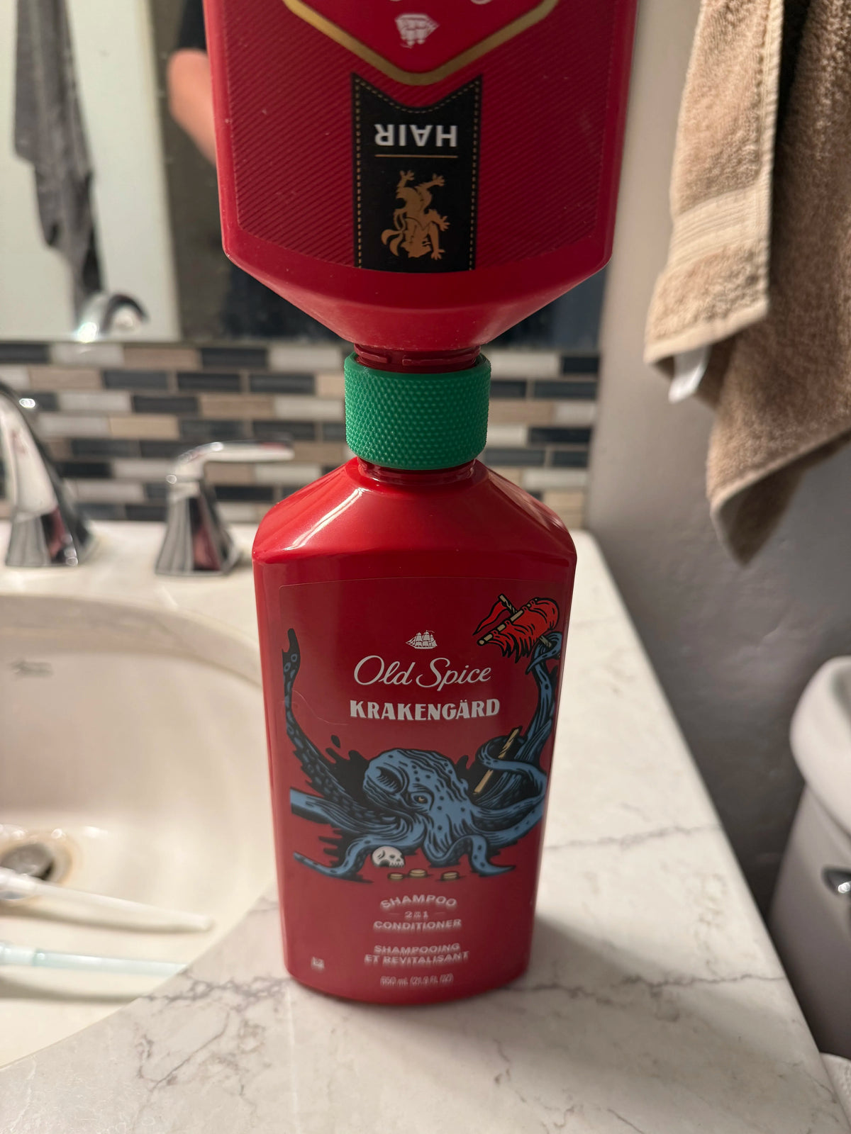 Connecteurs de bouchons pour flacons de shampoing/savon pour les mains/lotion - Voyage Print