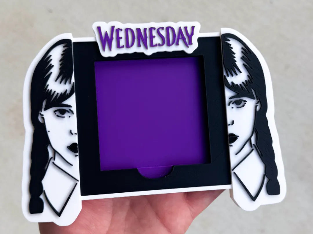 Porte-bloc-notes Wednesday Addams - Bureau Print