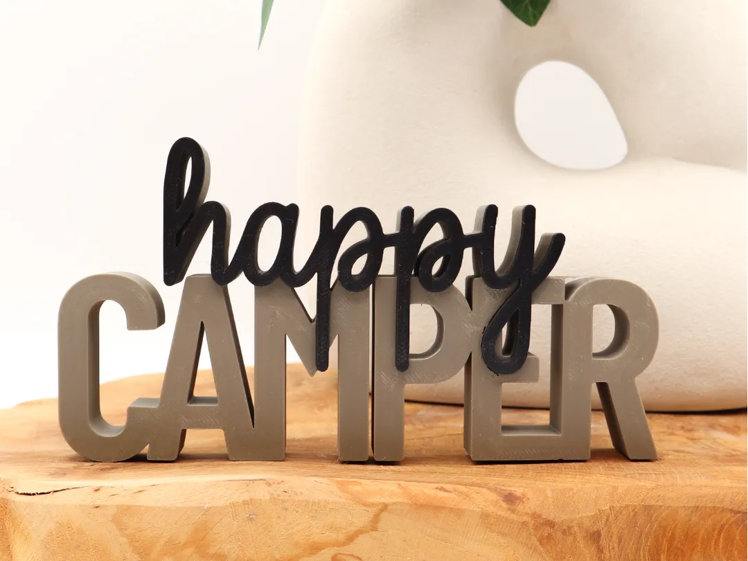 Inscription 3D « Happy Camper » – Décoration pour caravane - Outdoor Print