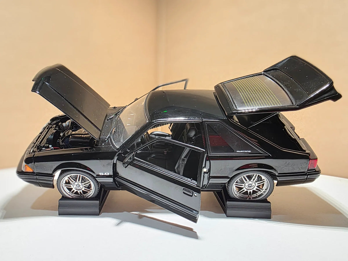 Support de voiture miniature moulée sous pression 1:18 - Style latéral - Auto Print