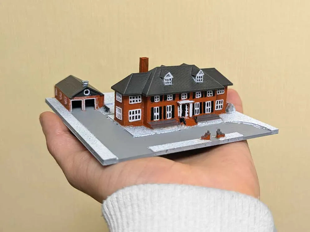 Diorama à micro-échelle de la maison de Maman, j'ai raté l'avion - Maquette Print
