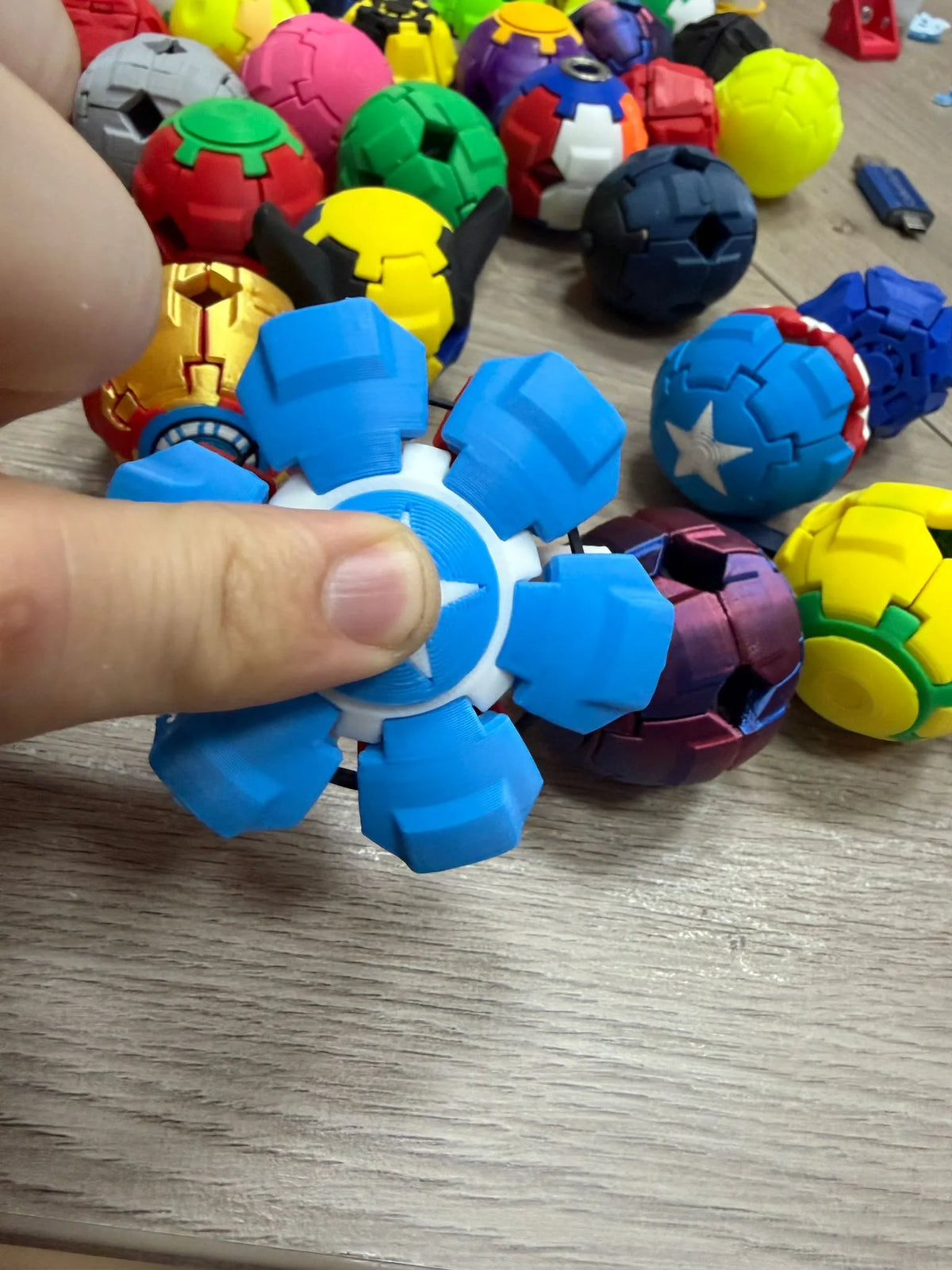 Captain America (toupie 2 en 1 et balle molle) - Geek Print