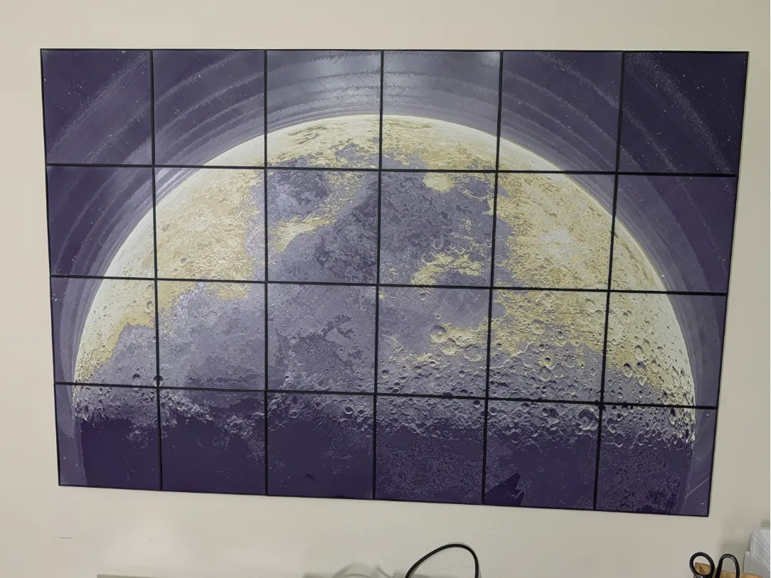 Lune Géante Épique - HueForge 5 couleurs sur 24 plaques - Art Print