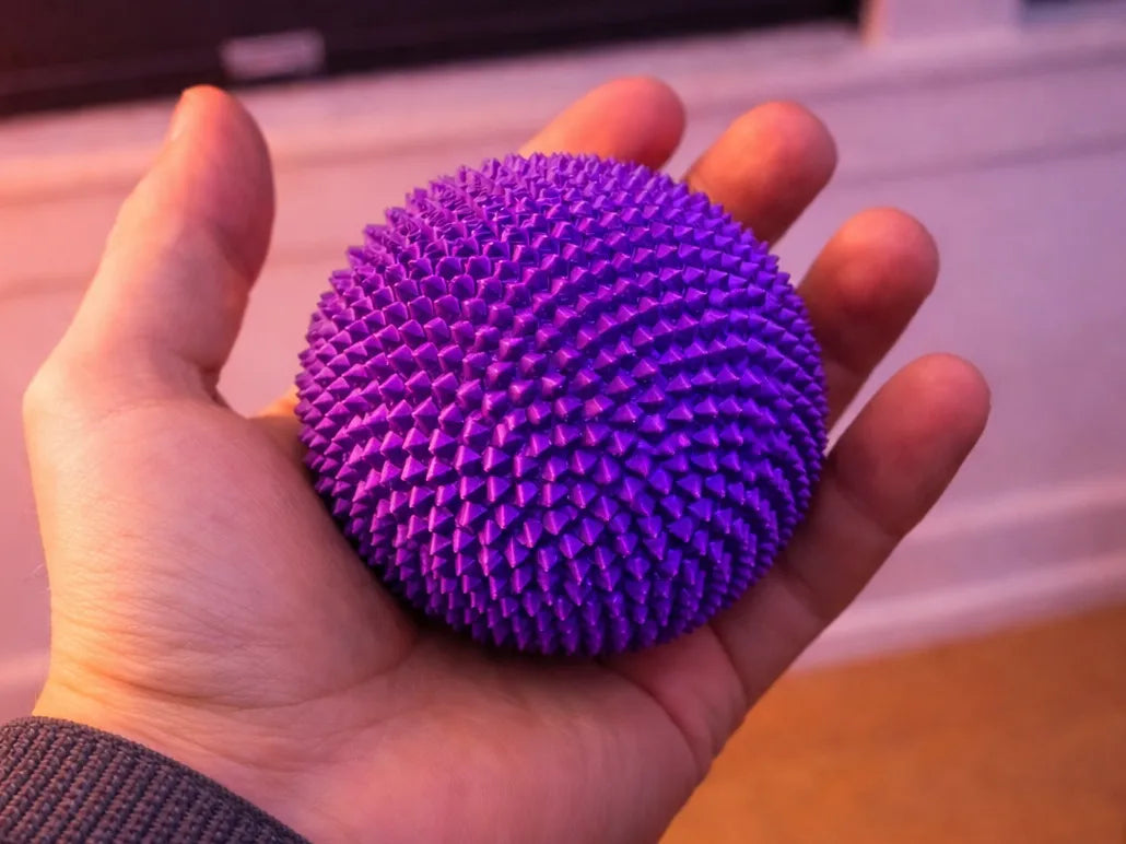 Balle sensorielle ultra hérissée – Jouet anti-stress satisfaisant - Bébé Print