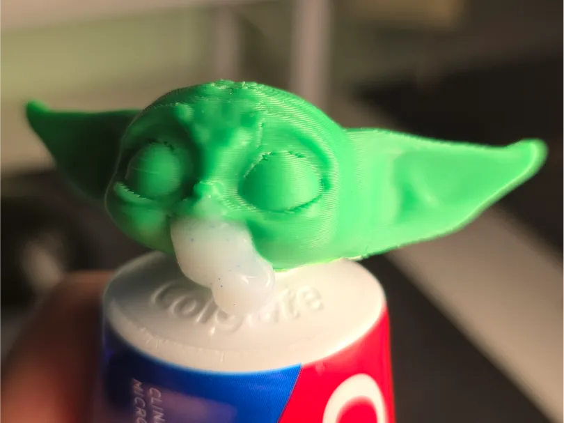 Capuchon de dentifrice bébé yoda - Geek Print