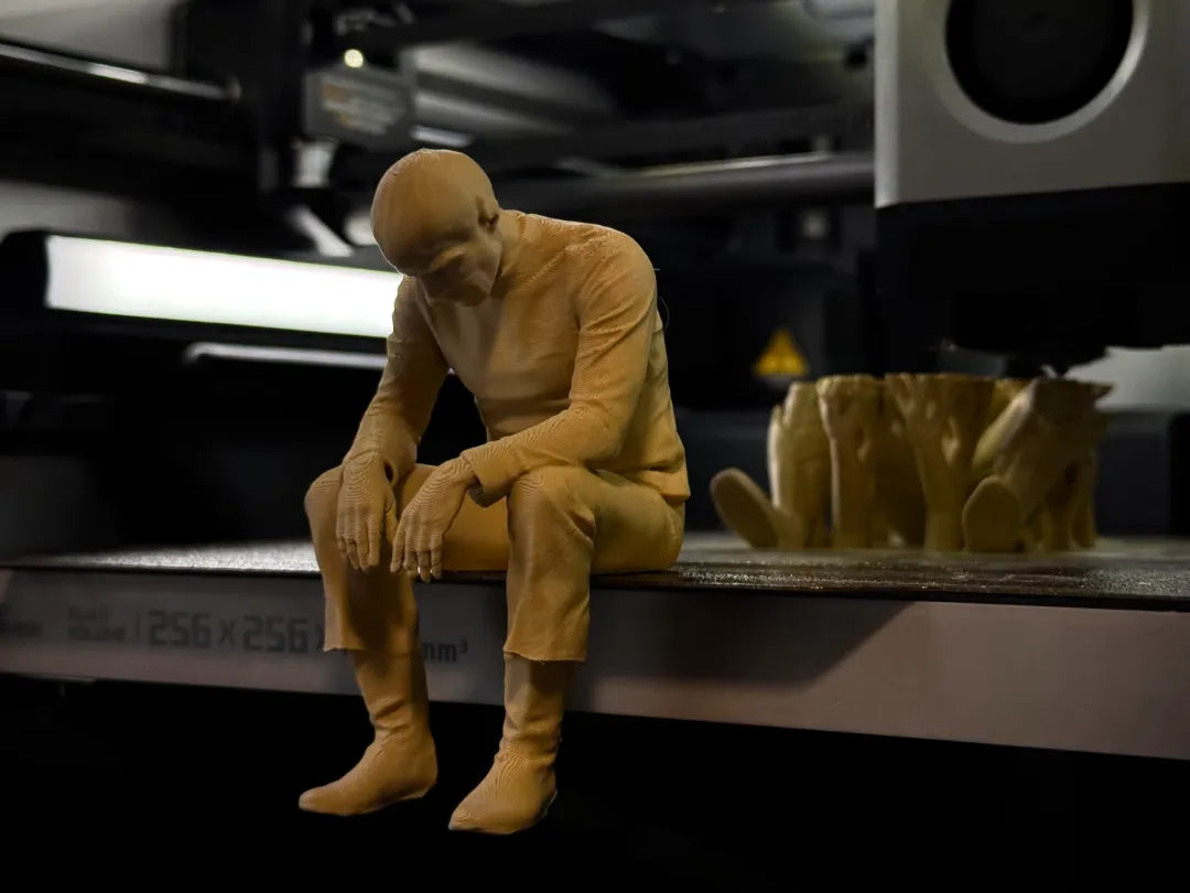 Spock triste assis sur un rebord - Figurine Star Trek - Geek Print