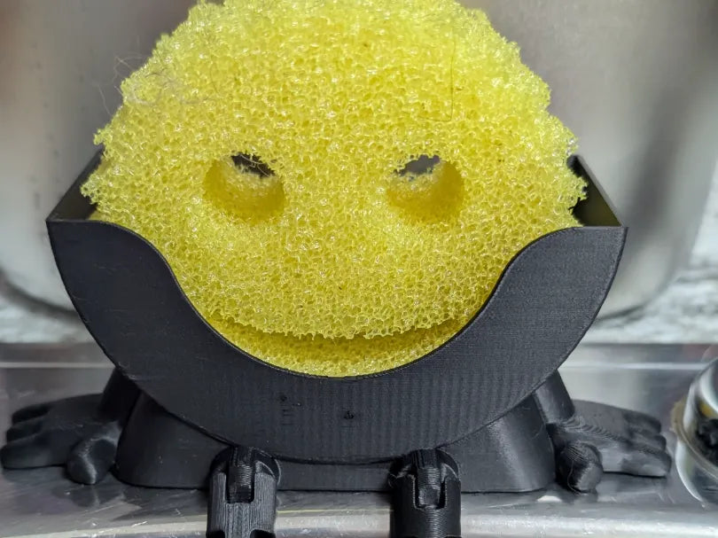 Support Scrub Daddy avec égouttoir pour pied - Beauté Print