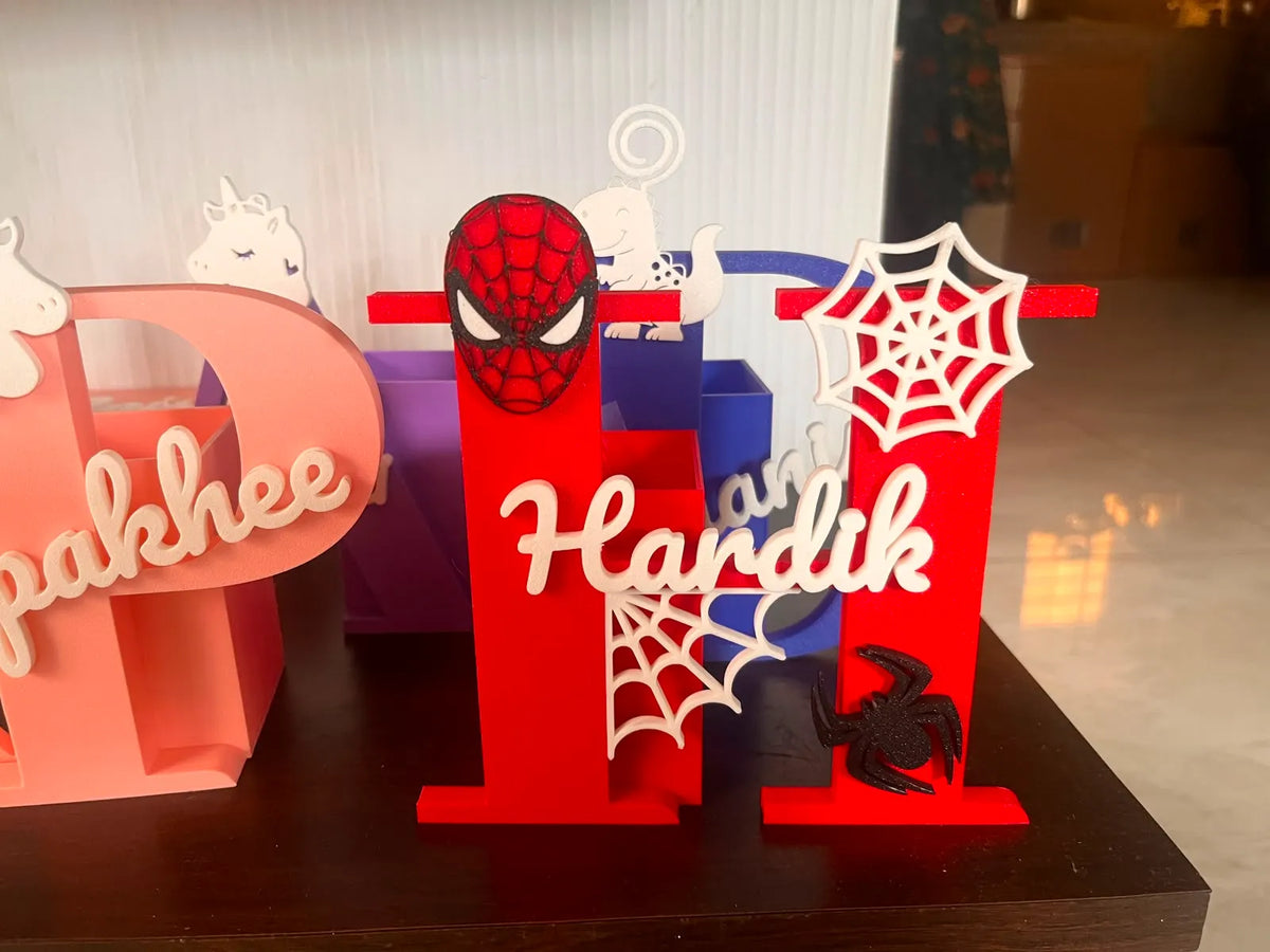 Support à stylos et lettres personnalisable avec initiale et nom - Cadeau Print