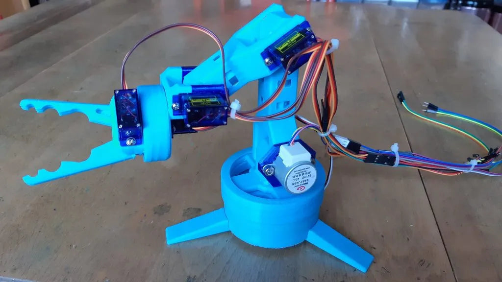 Bras de robot facile (servos SG90 & maintenant aussi des moteurs pas à pas) le 21/03 - Science Print