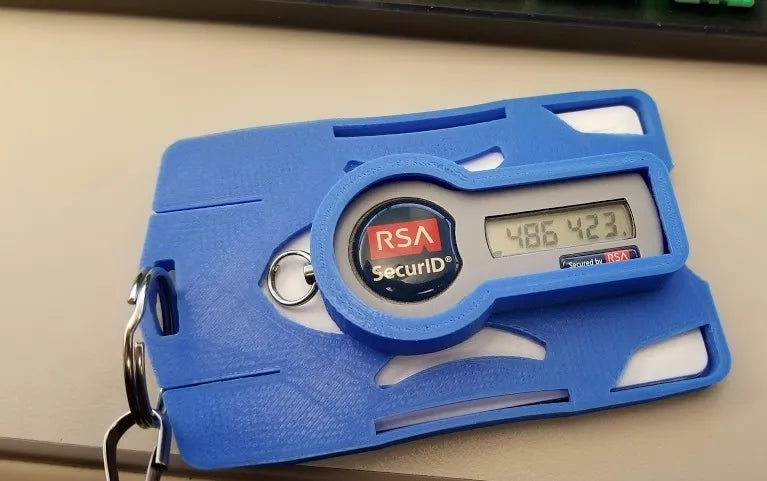 Porte-badge ID - Porte-jeton RSA JR0Bot - Geek Print