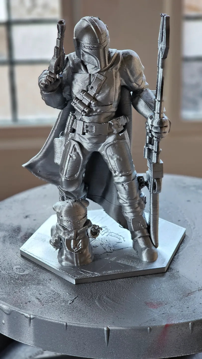 Le Mandalorien avec Din Grogu sur socle - Geek Print