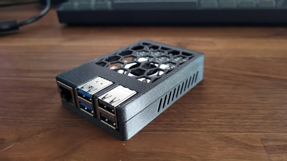 Boîtier Raspberry Pi 5 profil bas (refroidisseur actif) - Bureau Print