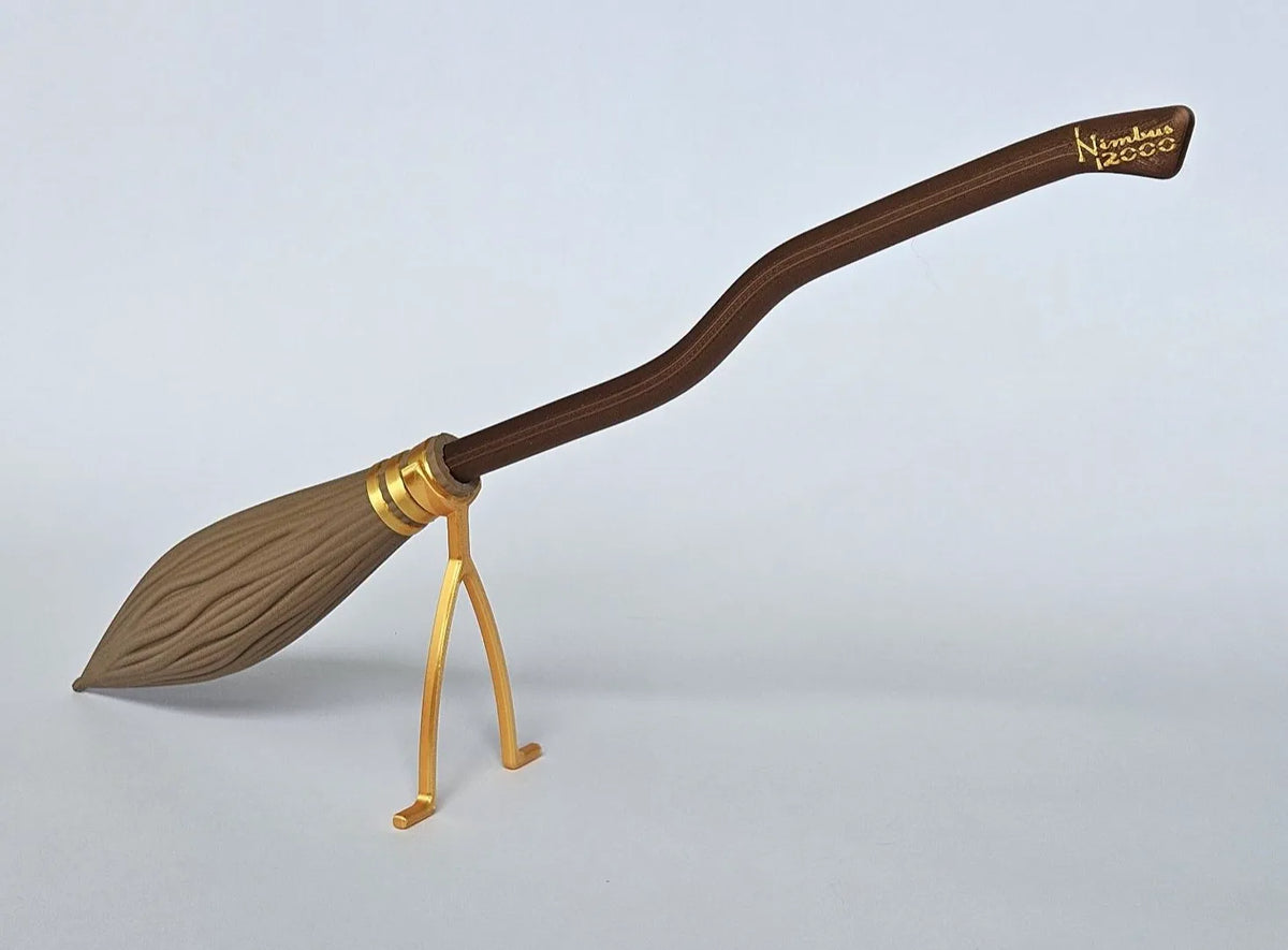 Nimbus 2000, également connu sous le nom de balai de Harry Potter - Geek Print