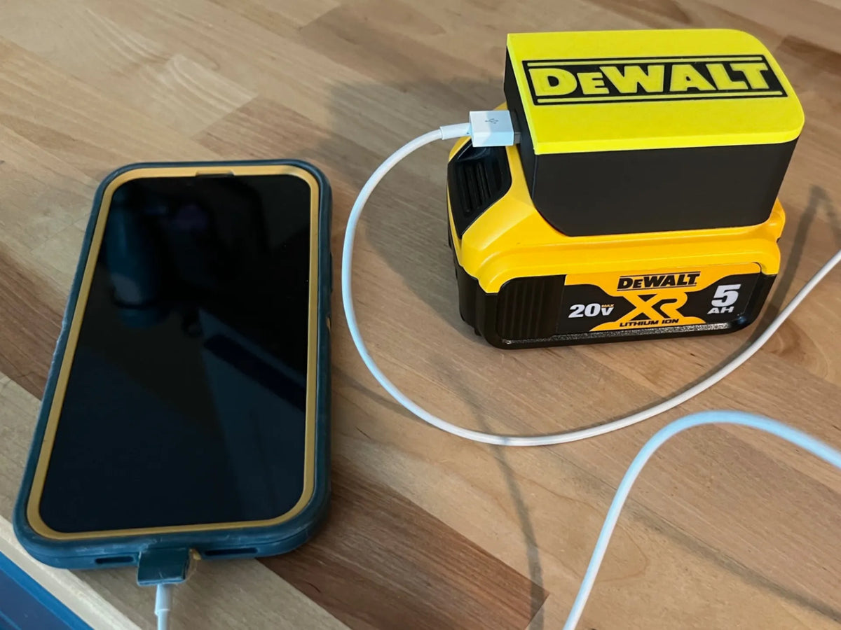 Chargeur de téléphone USB DeWalt / Adaptateur de batterie - Science Print