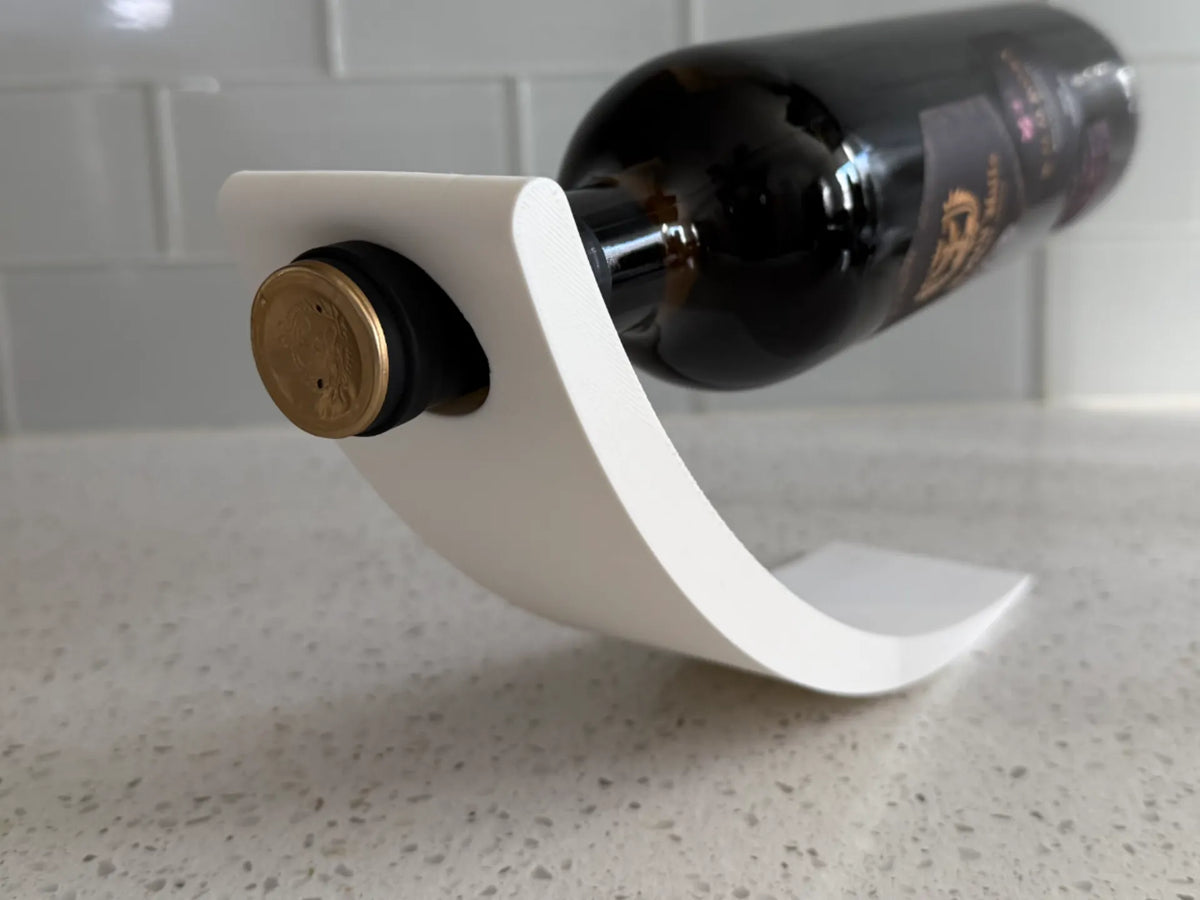 Support à bouteille de vin cinétique basculant v2 - Art Print