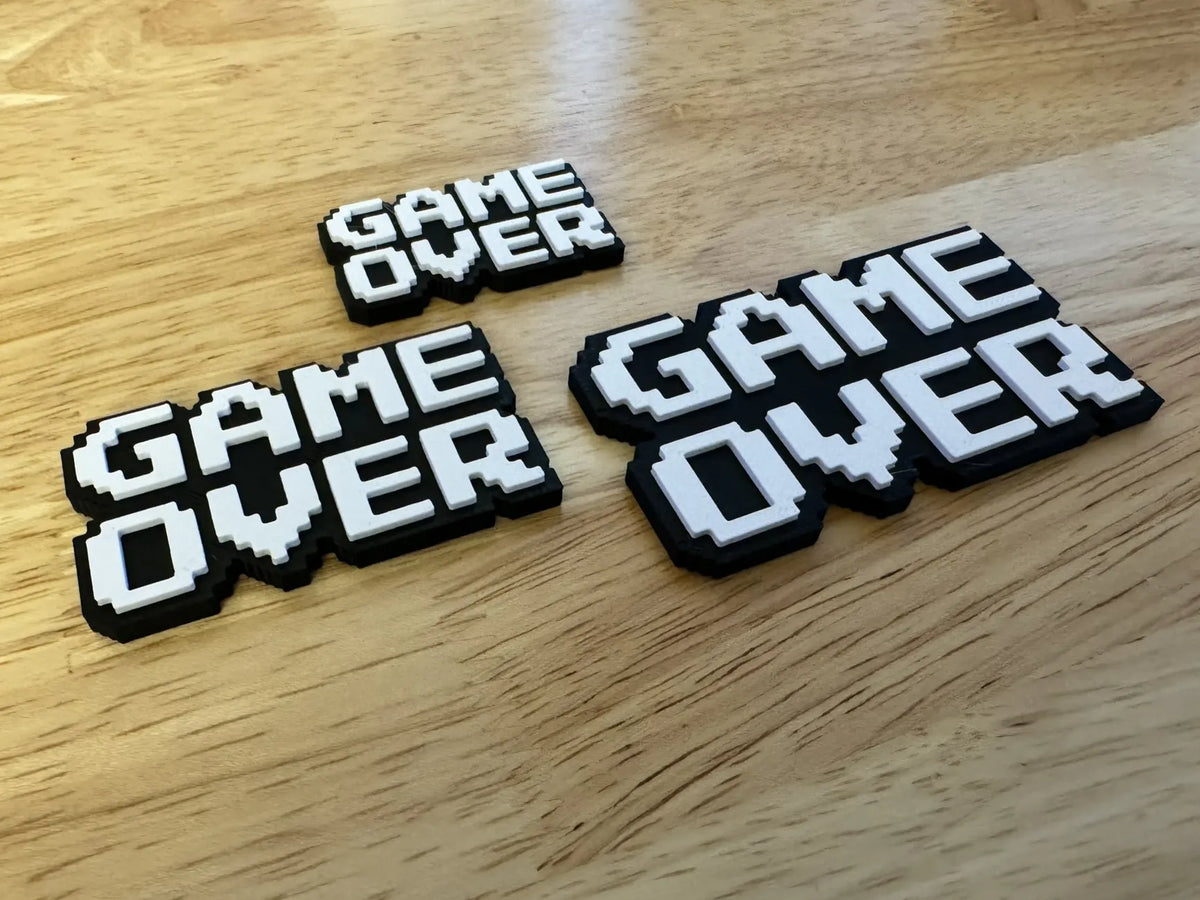 Aimant de réfrigérateur "Game Over" 8 bits ("HS" multicolore) - Geek Print