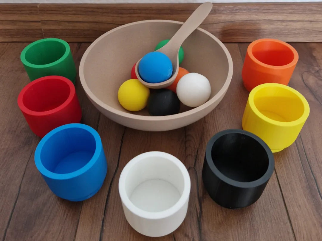 Balles éducatives Montessori amusantes dans des gobelets - Jeux Print