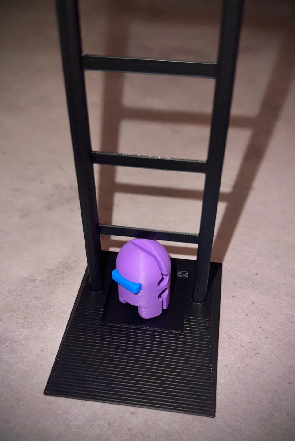 Figurines Among Us grimpeuses - Geek Print