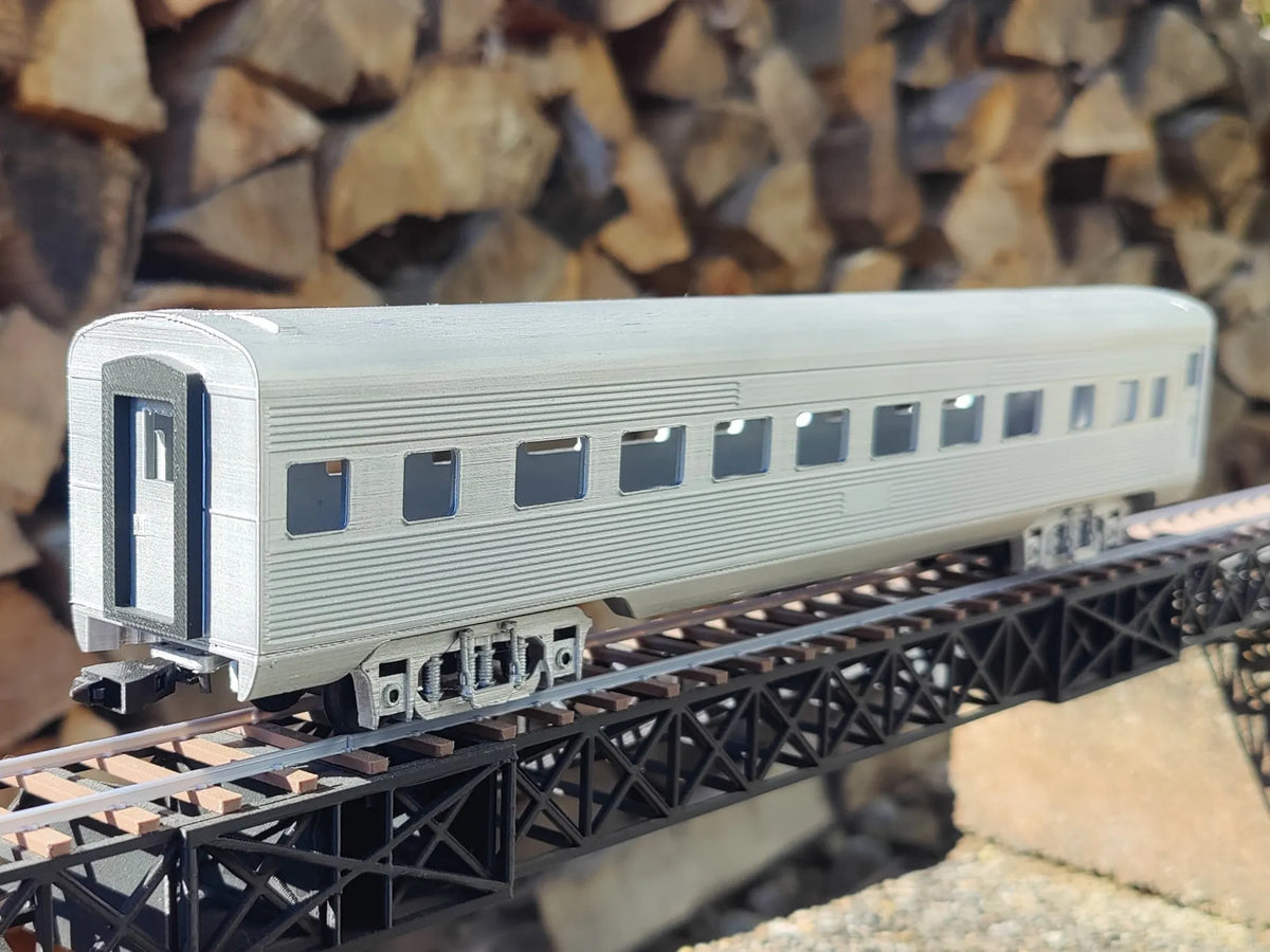 Voiture voyageurs profilée pour chemin de fer Dragon - Maquette Print