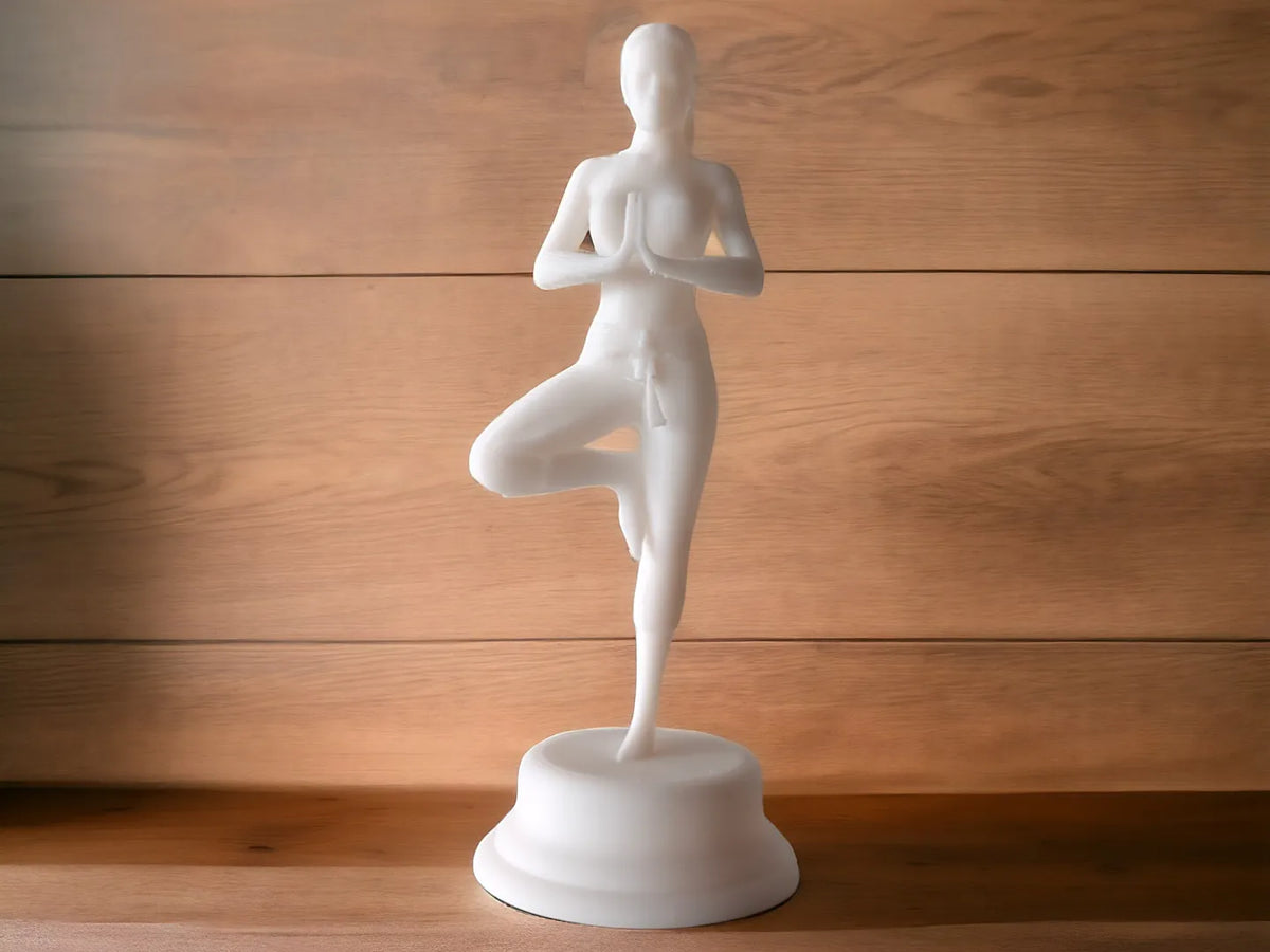 Femme pratiquant le yoga - Sport Print