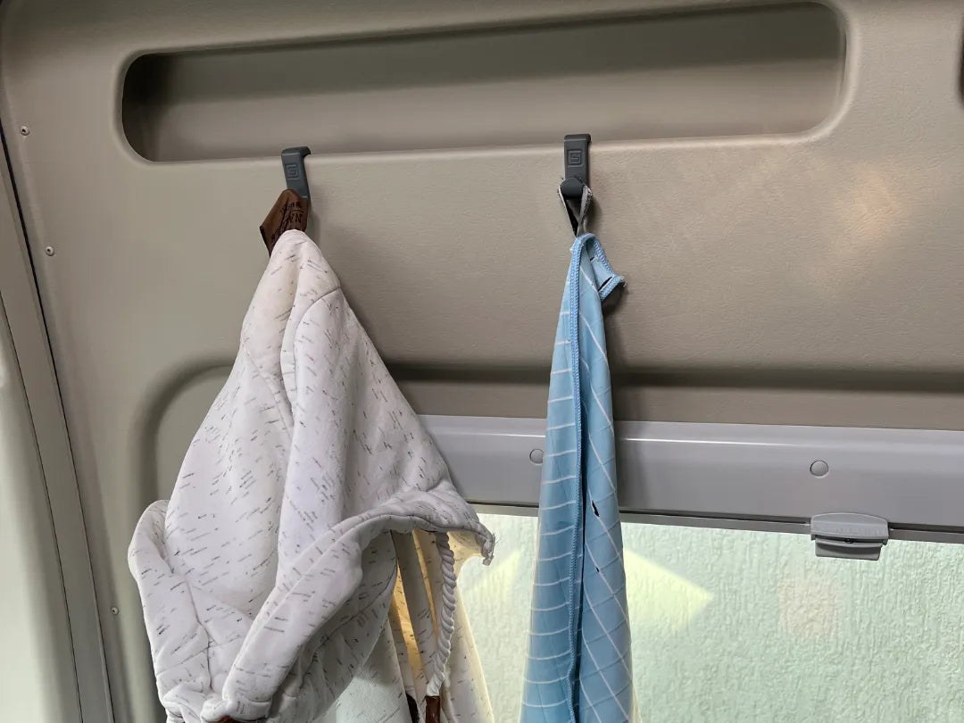 Crochet de porte coulissante pour camping-car - Outdoor Print