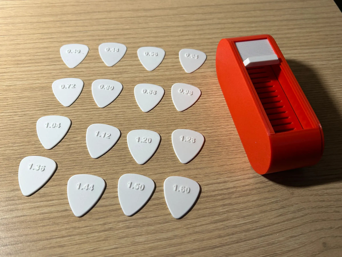 Support pour médiators de guitare avec médiators d'épaisseurs variables - Music Print
